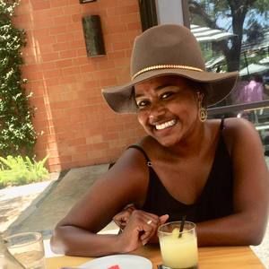 Meet your Posher, Danielle